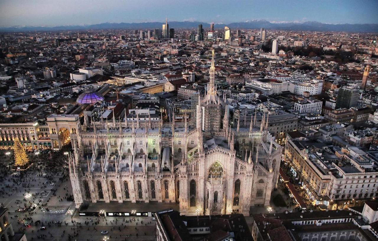 Duomo Milano Suite Екстериор снимка